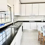Porto Batel Family&friends House شقة *