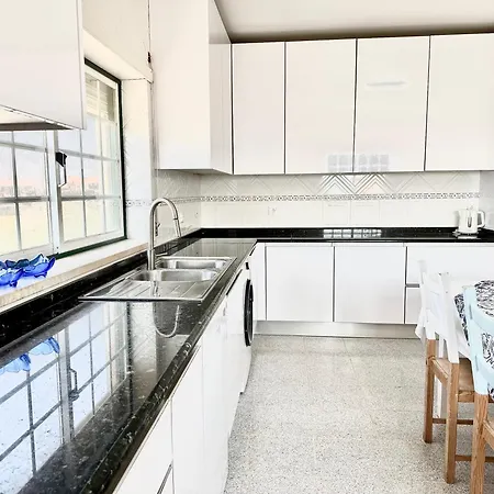 Porto Batel Family&friends House Apartamento *