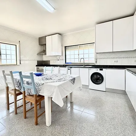 Porto Batel Family&friends House Apartamento Atouguia Da Baleia